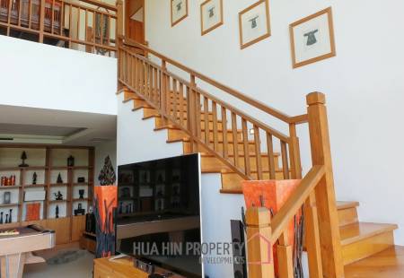 Fabulous 5 Bedroom Villa, on Black Mountain Golf Course, with two golf memberships