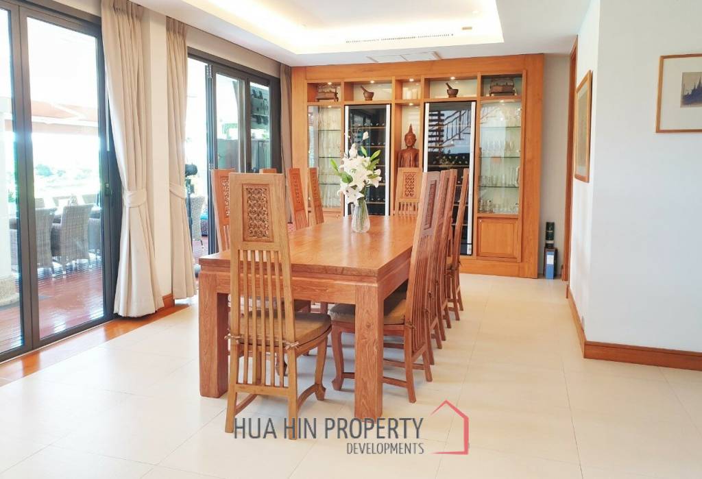 Fabulous 5 Bedroom Villa, on Black Mountain Golf Course, with two golf memberships