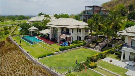 Fabulous 5 Bedroom Villa, on Black Mountain Golf Course, with two golf memberships