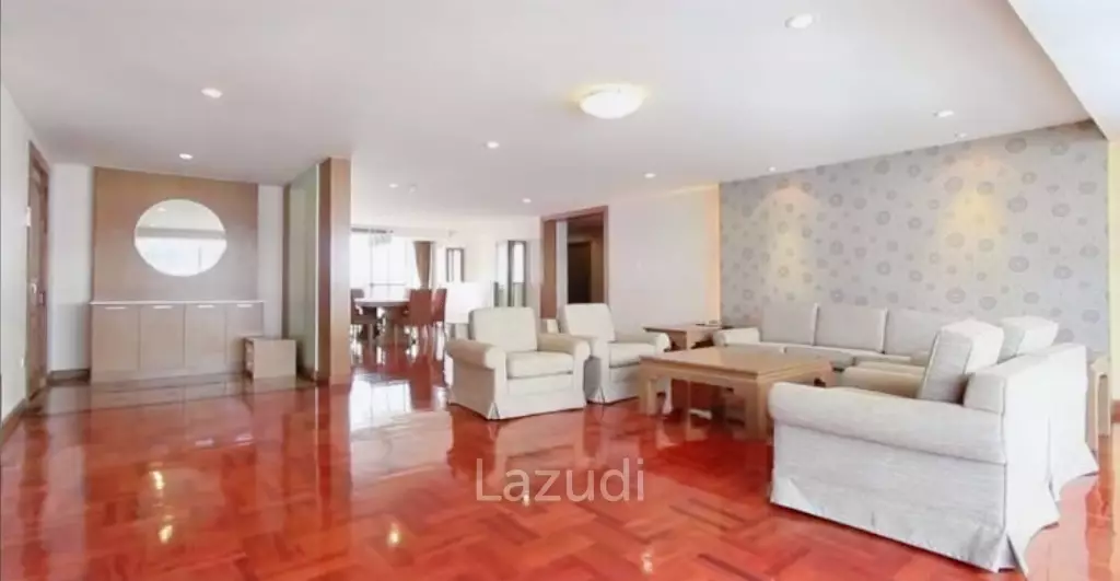 3 Bed 3 Bath 280 SQ.M at Asa Garden