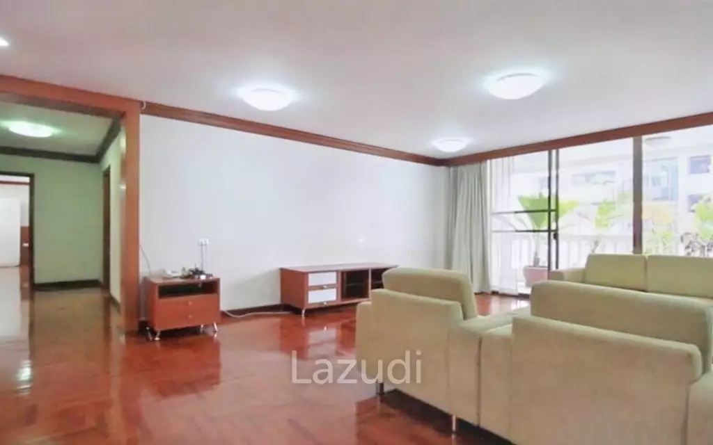 3 Bed 3 Bath 280 SQ.M at Asa Garden