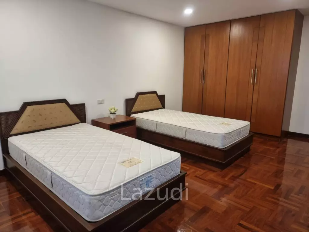 3 Bed 3 Bath 300 SQ.M. at Asa Garden