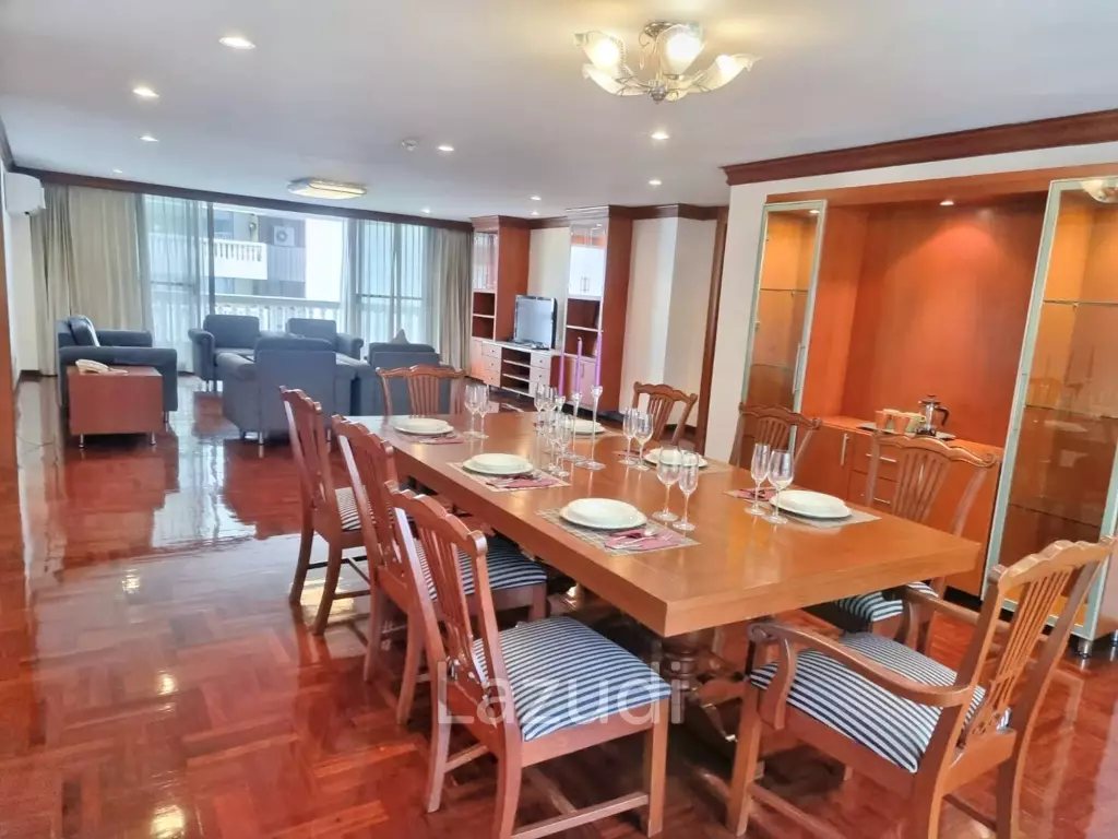 3 Bed 3 Bath 300 SQ.M. at Asa Garden