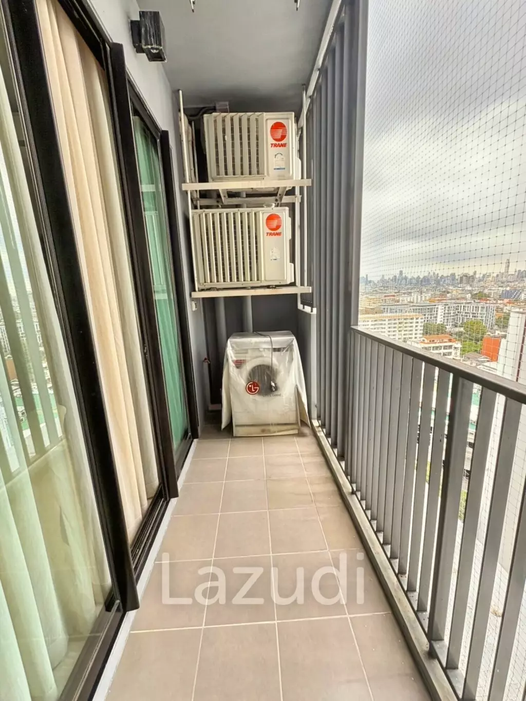 2 Bed 1 Bath 52 SQ.M Quinn Ratchada 17