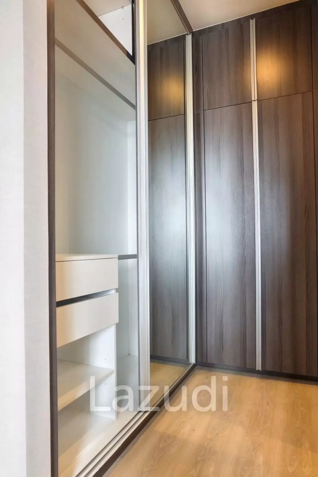 2 Bed 1 Bath 52 SQ.M Quinn Ratchada 17