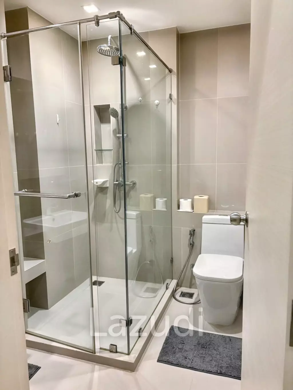 2 Bed 1 Bath 52 SQ.M Quinn Ratchada 17