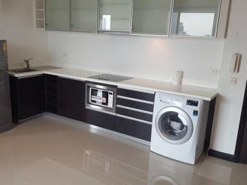 The Lofts Yennakart / Condo For Sale / 2 Bedroom / 68 SQM / MRT Khlong Toei / Bangkok