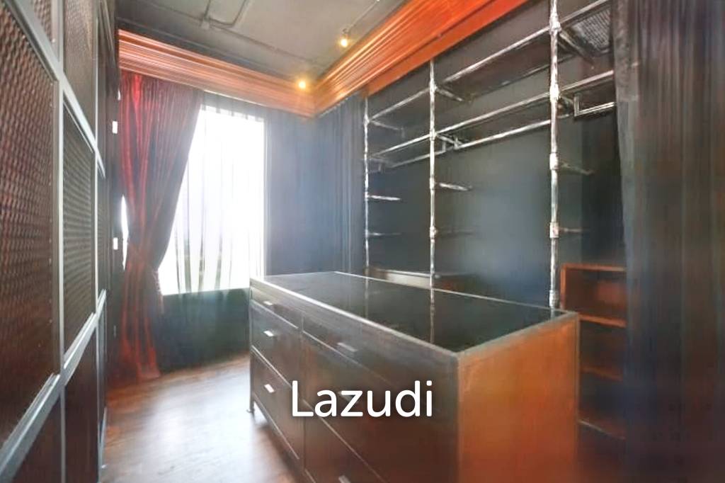 3 Bed 3 Bath 137 SQ.M. Aguston Sukhumvit 22
