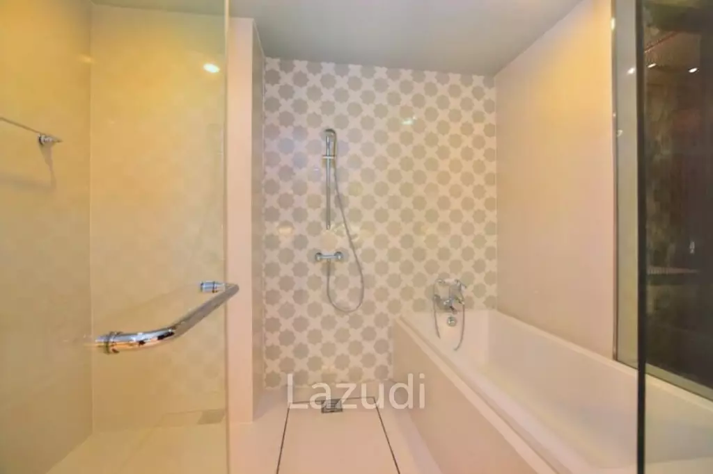 3 Bed 3 Bath 137 SQ.M. Aguston Sukhumvit 22
