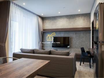 Pathumwan Resort / Condo For Rent and Sale / 2 Bedroom / 60 SQM / BTS Phaya Thai / Bangkok