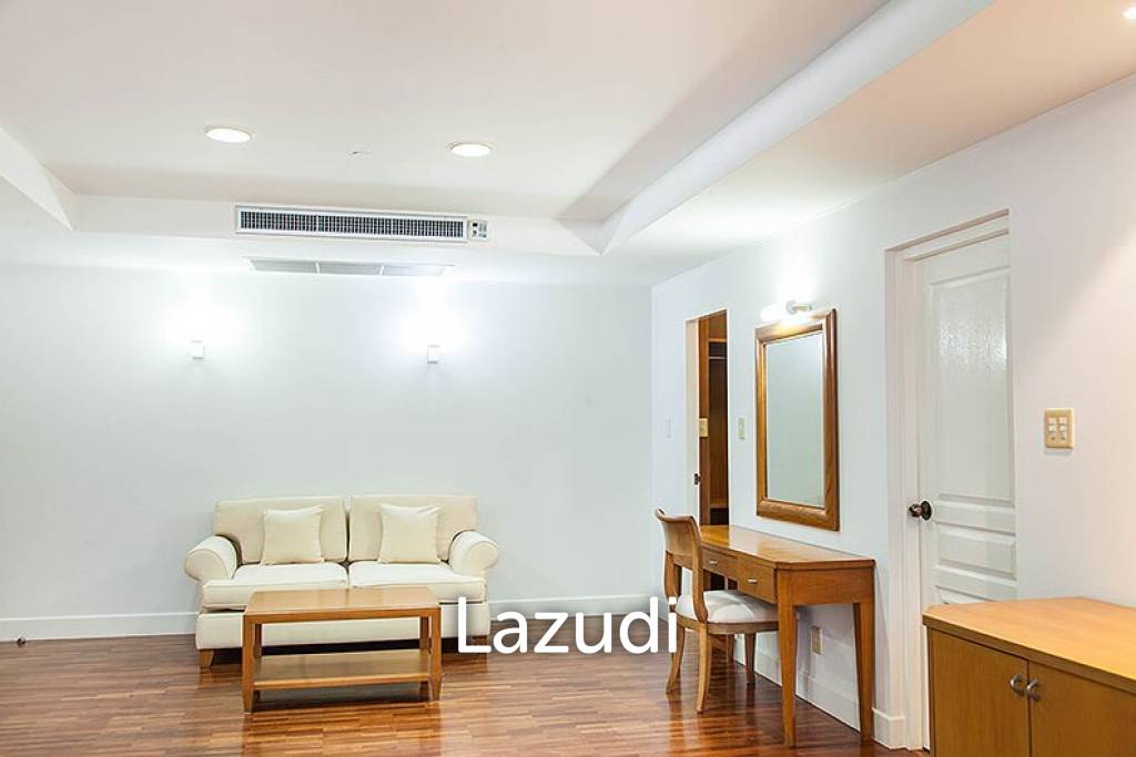 3 Bed 3 Bath 230 SQ.M Krungthep Thani Tower