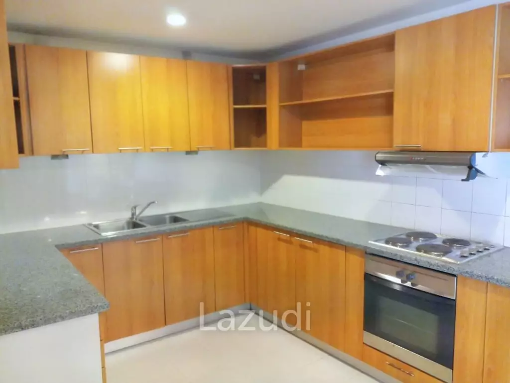 3 Bed 3 Bath 200 SQ.M at Nagara Mansion