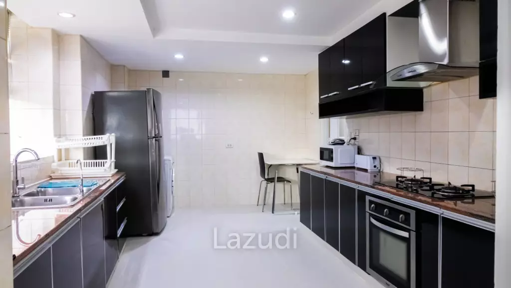3 Bed 3 Bath 265 SQ.M President Park Sukhumvit24