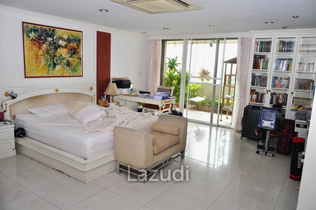 4 Bed 3 Bath 350 SQ.M Oriental Towers
