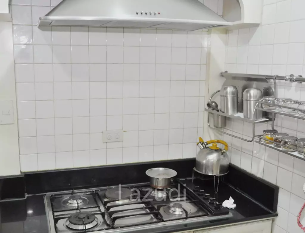 4 Bed 3 Bath 350 SQ.M Oriental Towers