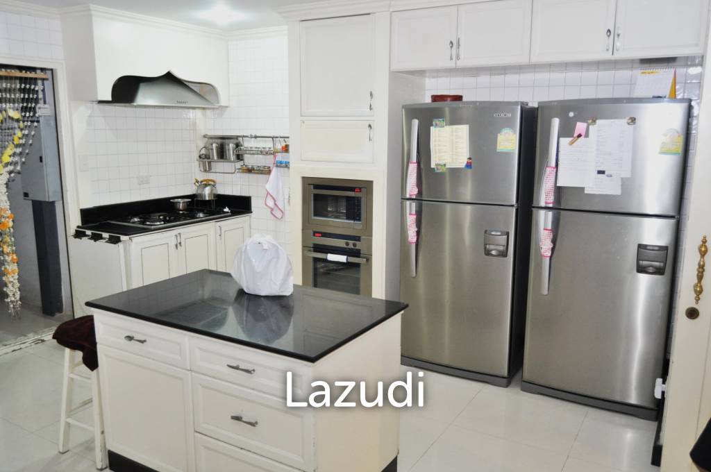 4 Bed 3 Bath 350 SQ.M Oriental Towers