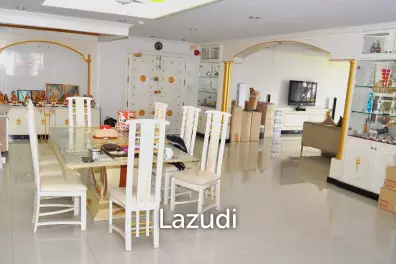 4 Bed 3 Bath 350 SQ.M Oriental Towers