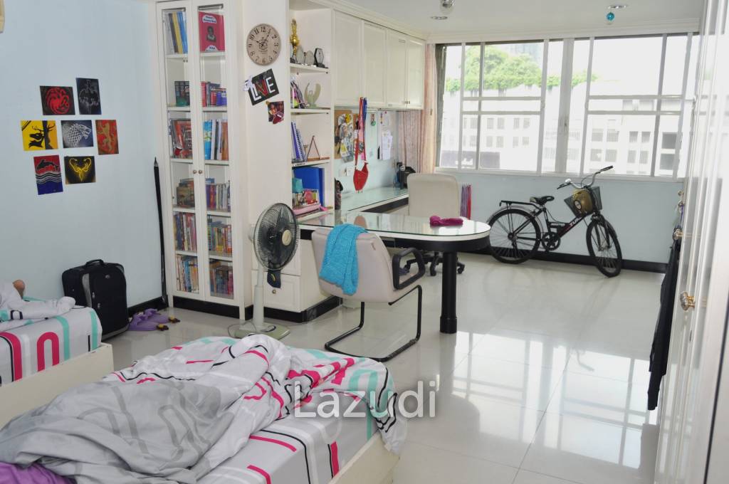 4 Bed 3 Bath 350 SQ.M Oriental Towers