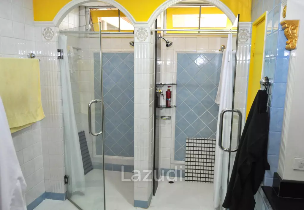4 Bed 3 Bath 350 SQ.M Oriental Towers