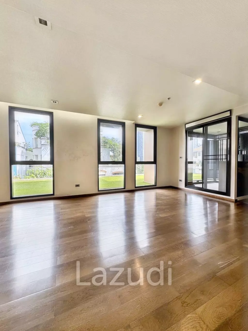 3 Bed 171.44 SQ.M. The Hudson Sathorn 7