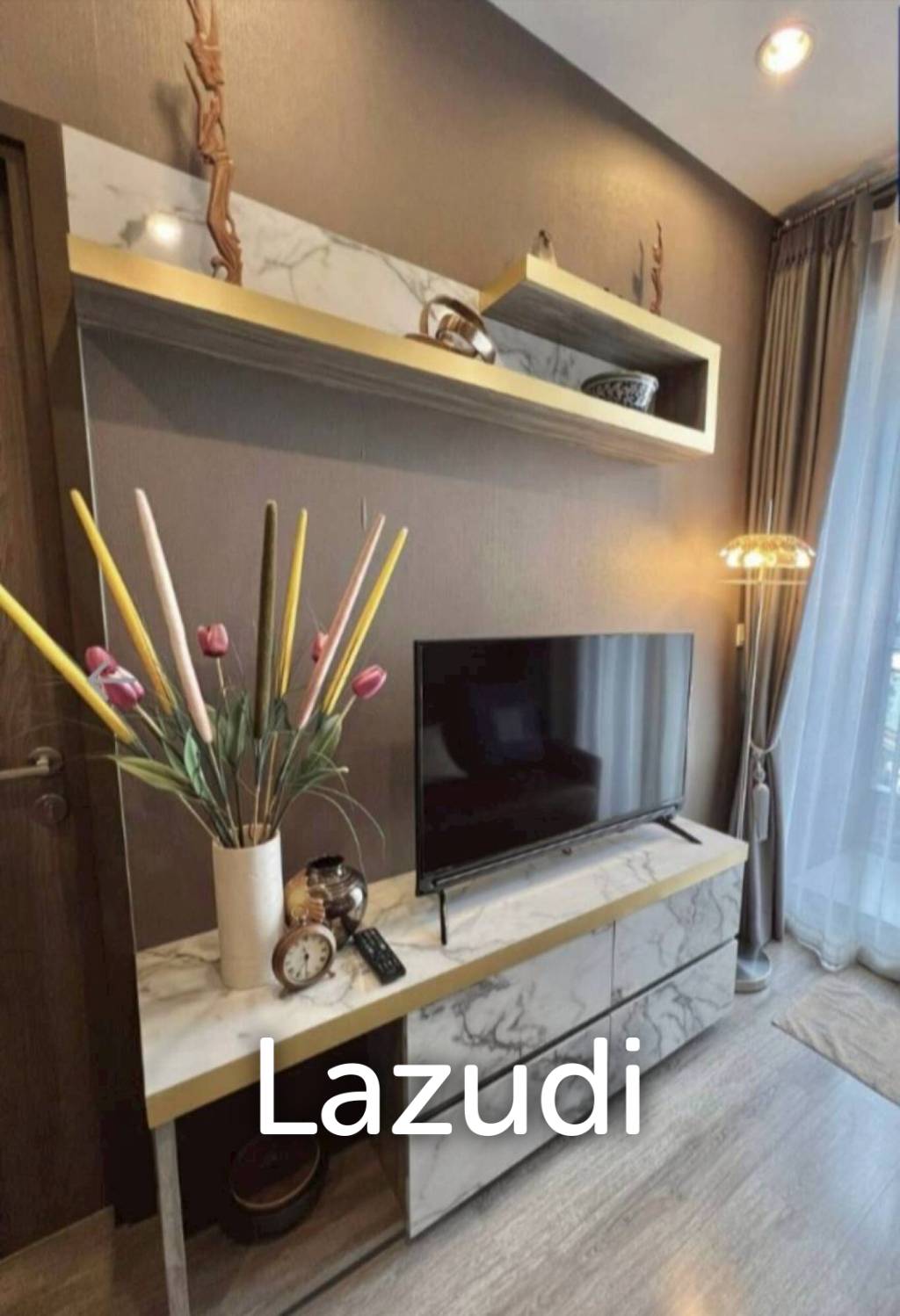 1 Bed 1 Bath 35.42 SQ.M IDEO Mobi Sukhumvit 66
