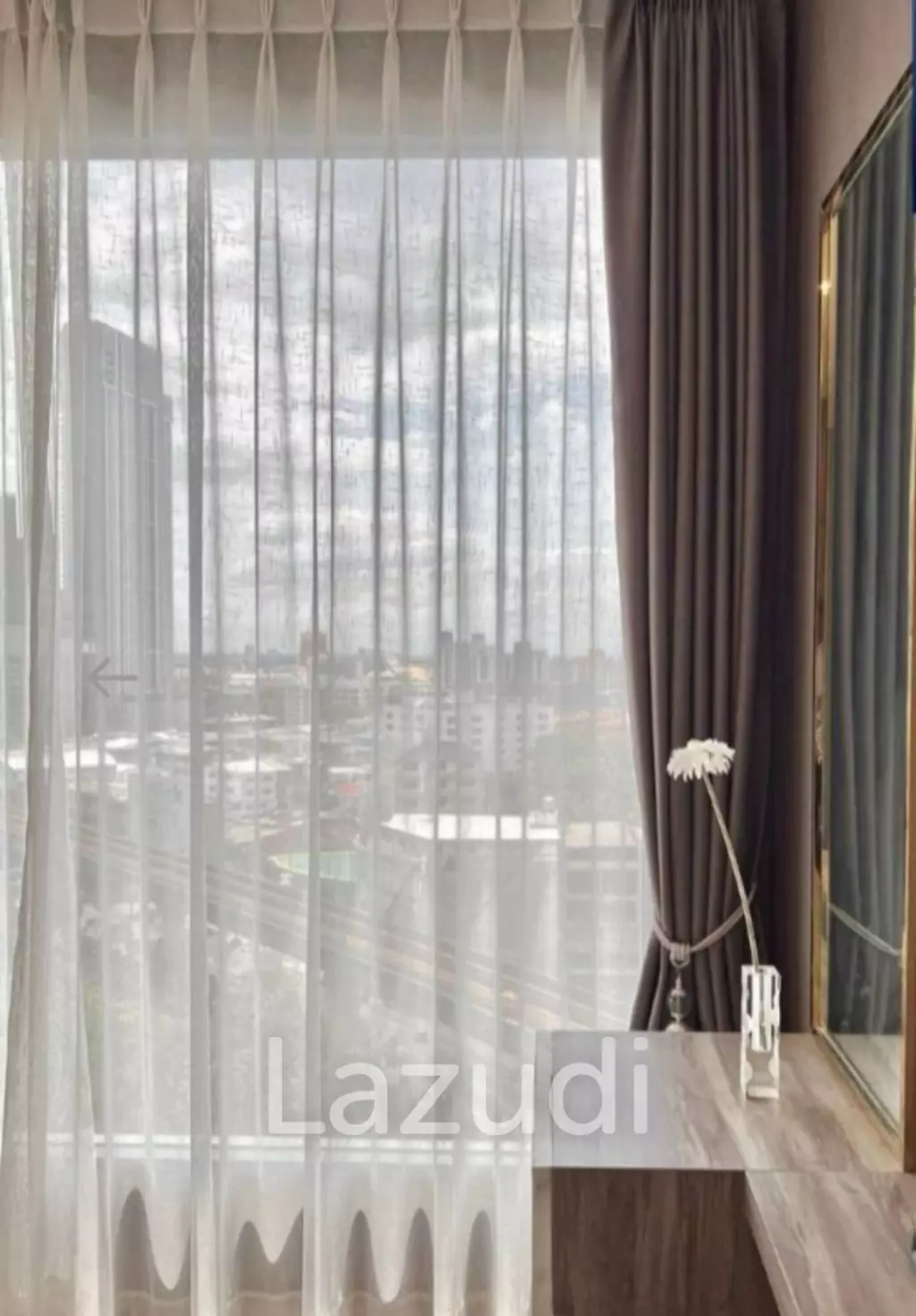 1 Bed 1 Bath 35.42 SQ.M IDEO Mobi Sukhumvit 66