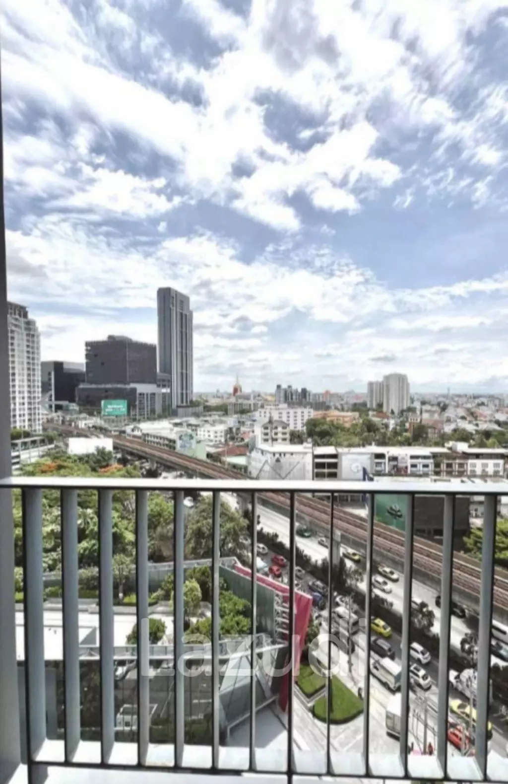 1 Bed 1 Bath 35.42 SQ.M IDEO Mobi Sukhumvit 66