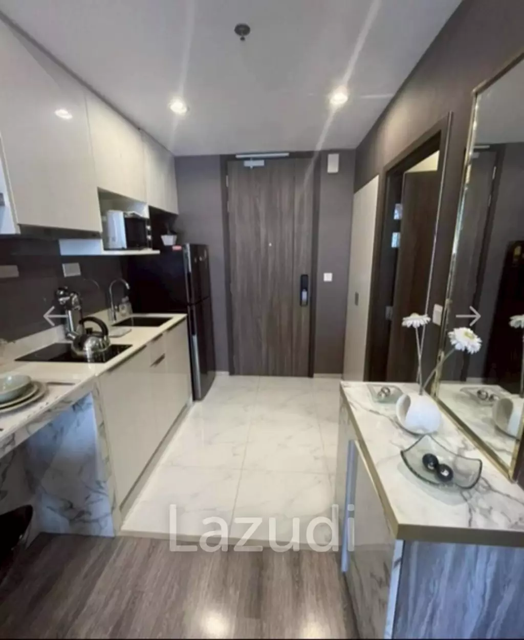 1 Bed 1 Bath 35.42 SQ.M IDEO Mobi Sukhumvit 66