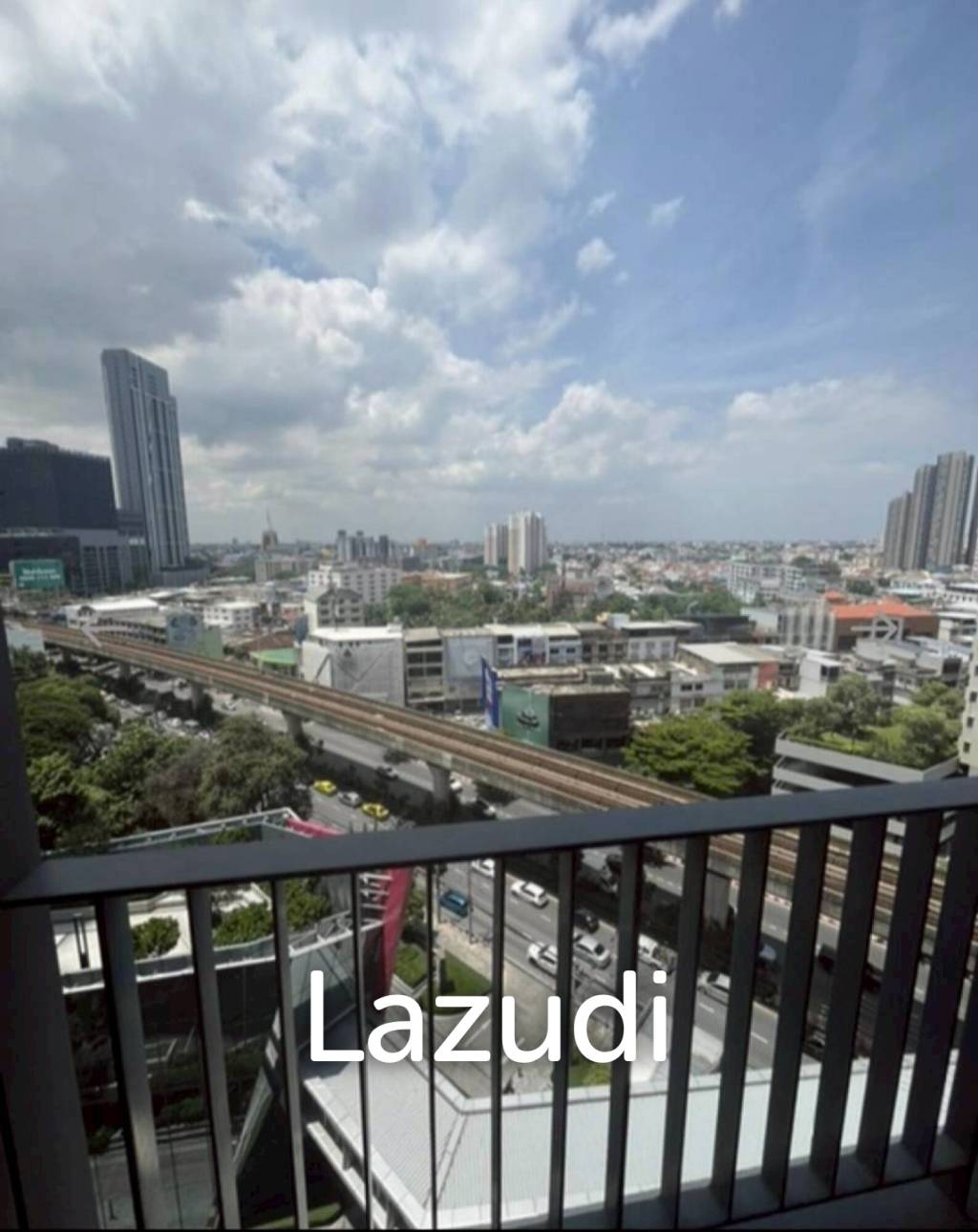 1 Bed 1 Bath 35.42 SQ.M IDEO Mobi Sukhumvit 66