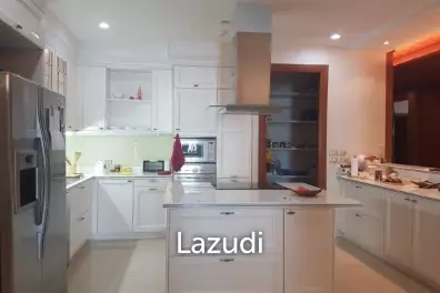3 Bed 215 SQ.M. Sky Villas Sathorn