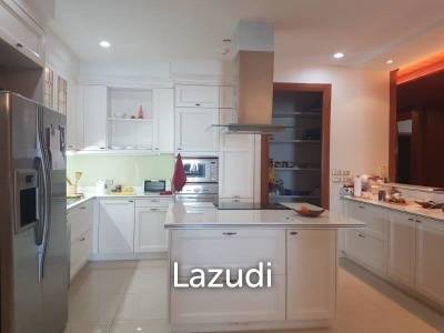 3 Bed 215 SQ.M. Sky Villas Sathorn