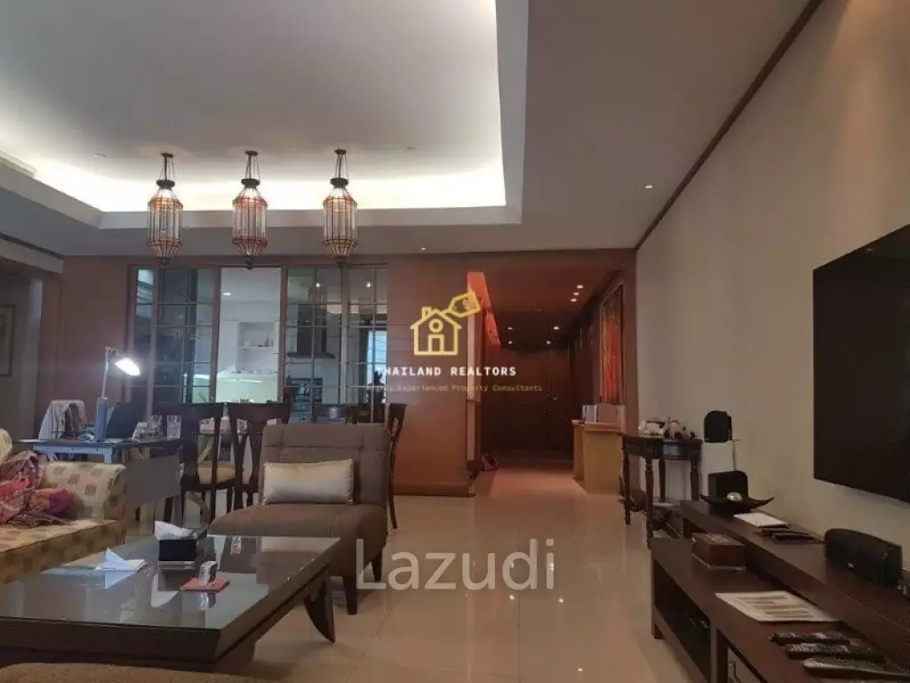 3 Bed 215 SQ.M. Sky Villas Sathorn