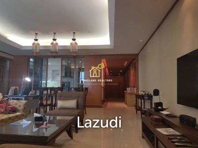 3 Bed 215 SQ.M. Sky Villas Sathorn