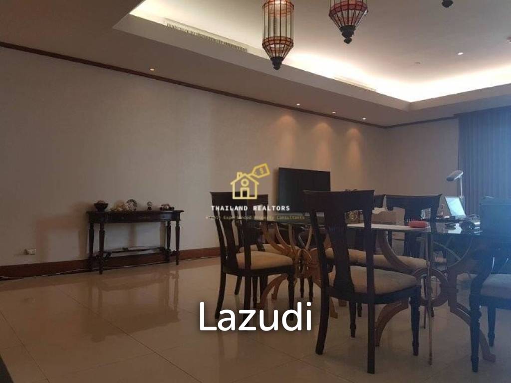 3 Bed 215 SQ.M. Sky Villas Sathorn