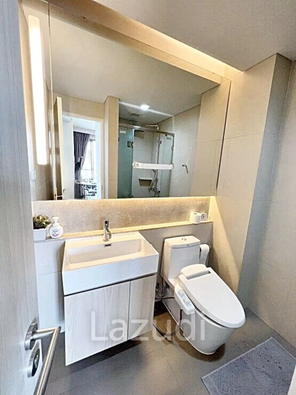 2 Bed 2 Bath 54 SQ.M The Lumpini 24