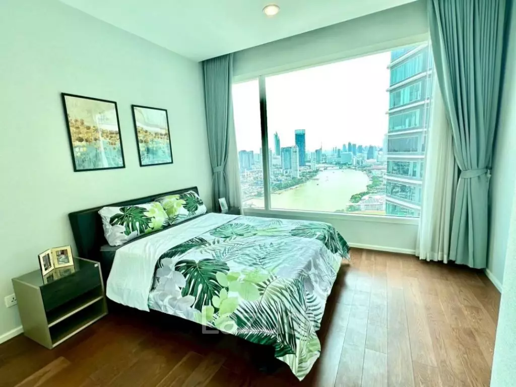 3 Bedrooms 4 Bathrooms 160 SQ.M at Menam Residences