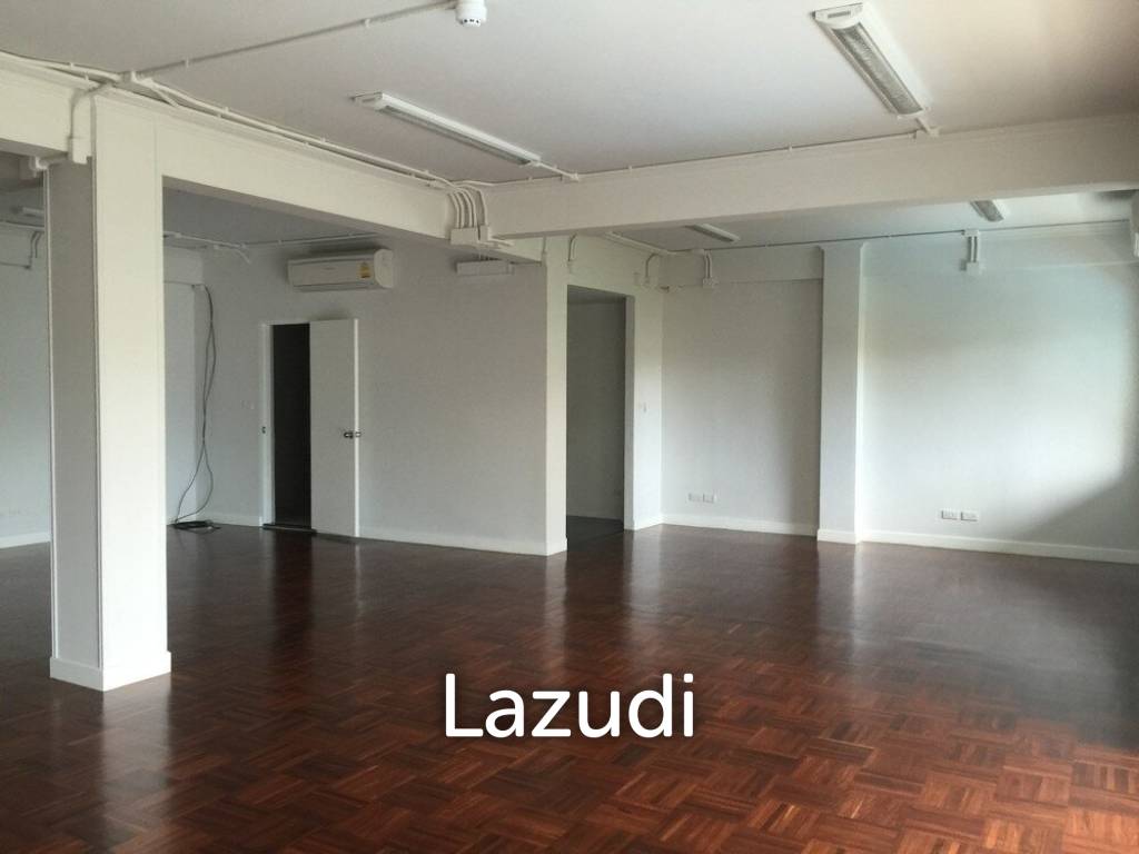Asok Court / Office For Rent / 0 Bedroom / 90 SQM / BTS Asok / Bangkok