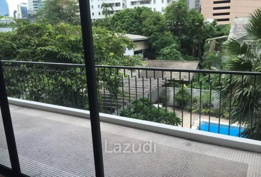 Asok Court / Office For Rent / 0 Bedroom / 90 SQM / BTS Asok / Bangkok