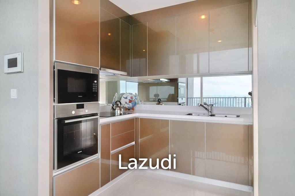 3 Bed 2 Bath 121 SQ.M Menam Residences