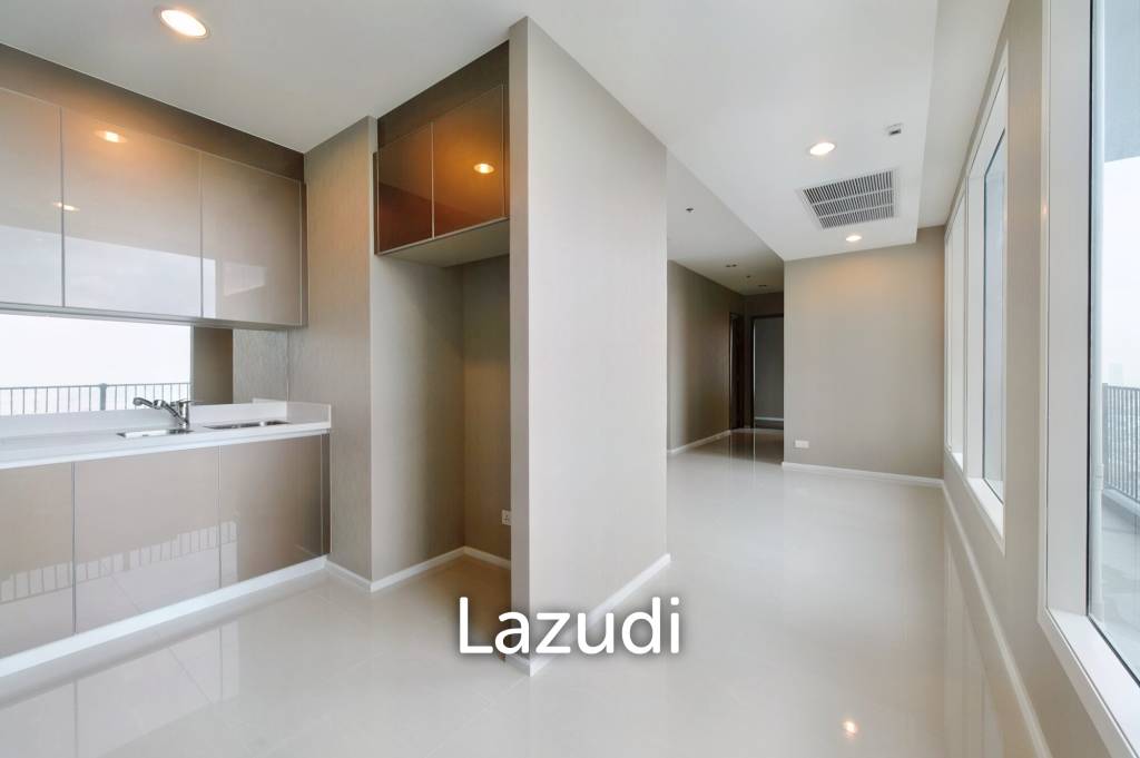 3 Bed 2 Bath 121 SQ.M Menam Residences