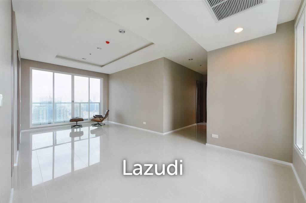 3 Bed 2 Bath 121 SQ.M Menam Residences