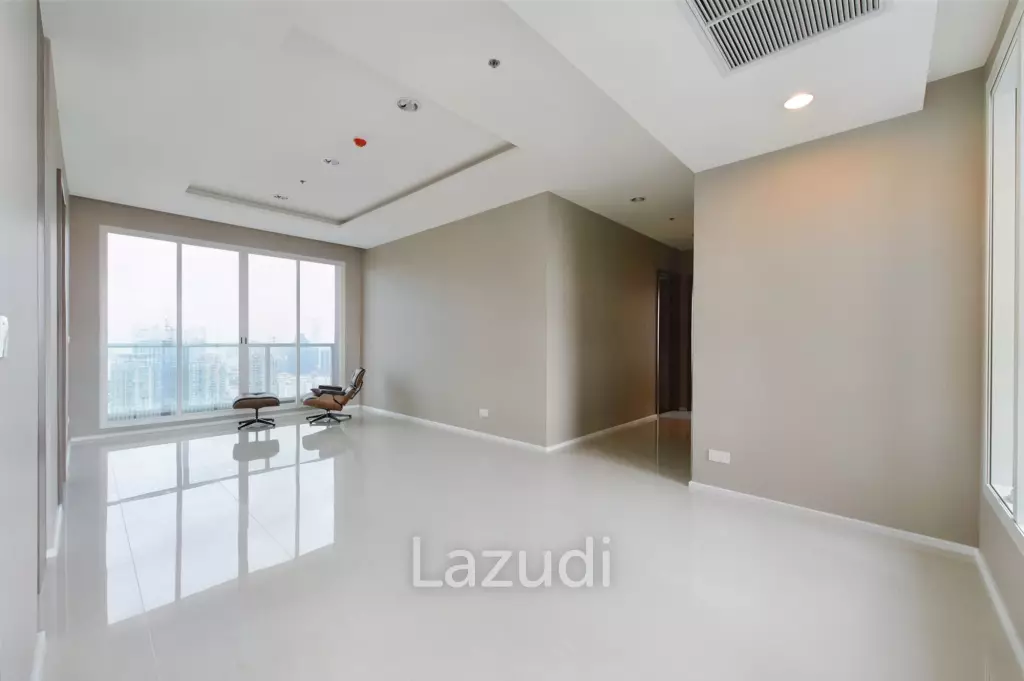 3 Bed 2 Bath 121 SQ.M Menam Residences