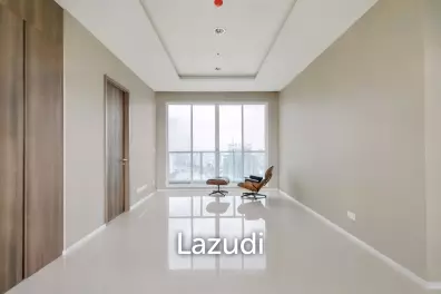 3 Bed 2 Bath 121 SQ.M Menam Residences