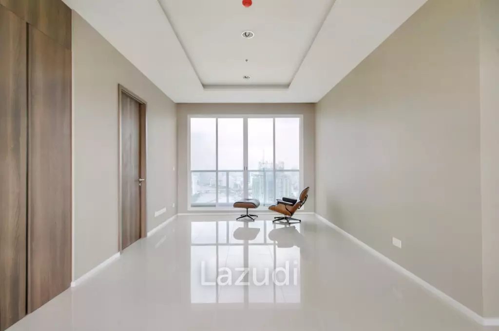 3 Bed 2 Bath 121 SQ.M Menam Residences