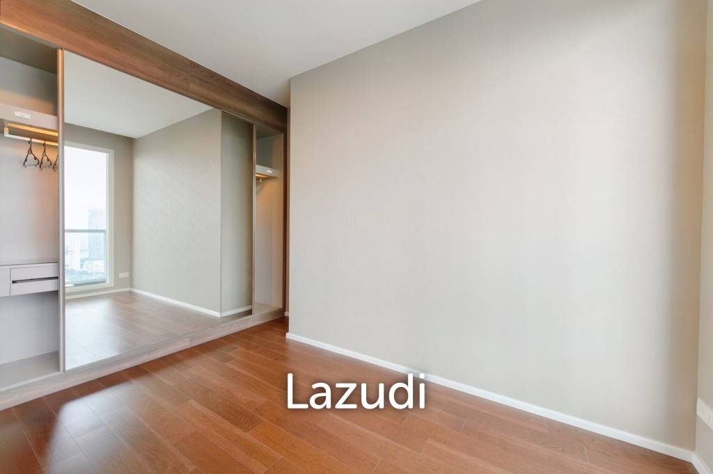 3 Bed 2 Bath 121 SQ.M Menam Residences