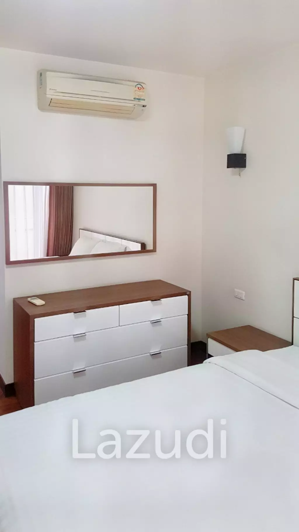 2 Bed 2 Bath 84.50 SQ.M Baan Sukhumvit 14