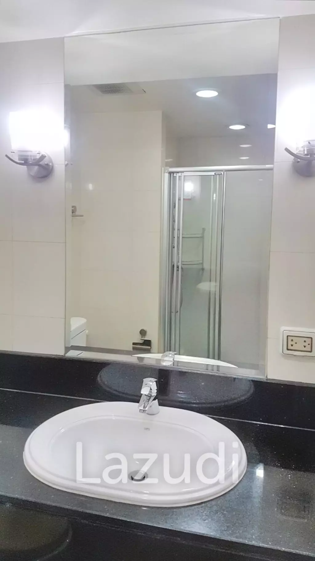 2 Bed 2 Bath 84.50 SQ.M Baan Sukhumvit 14