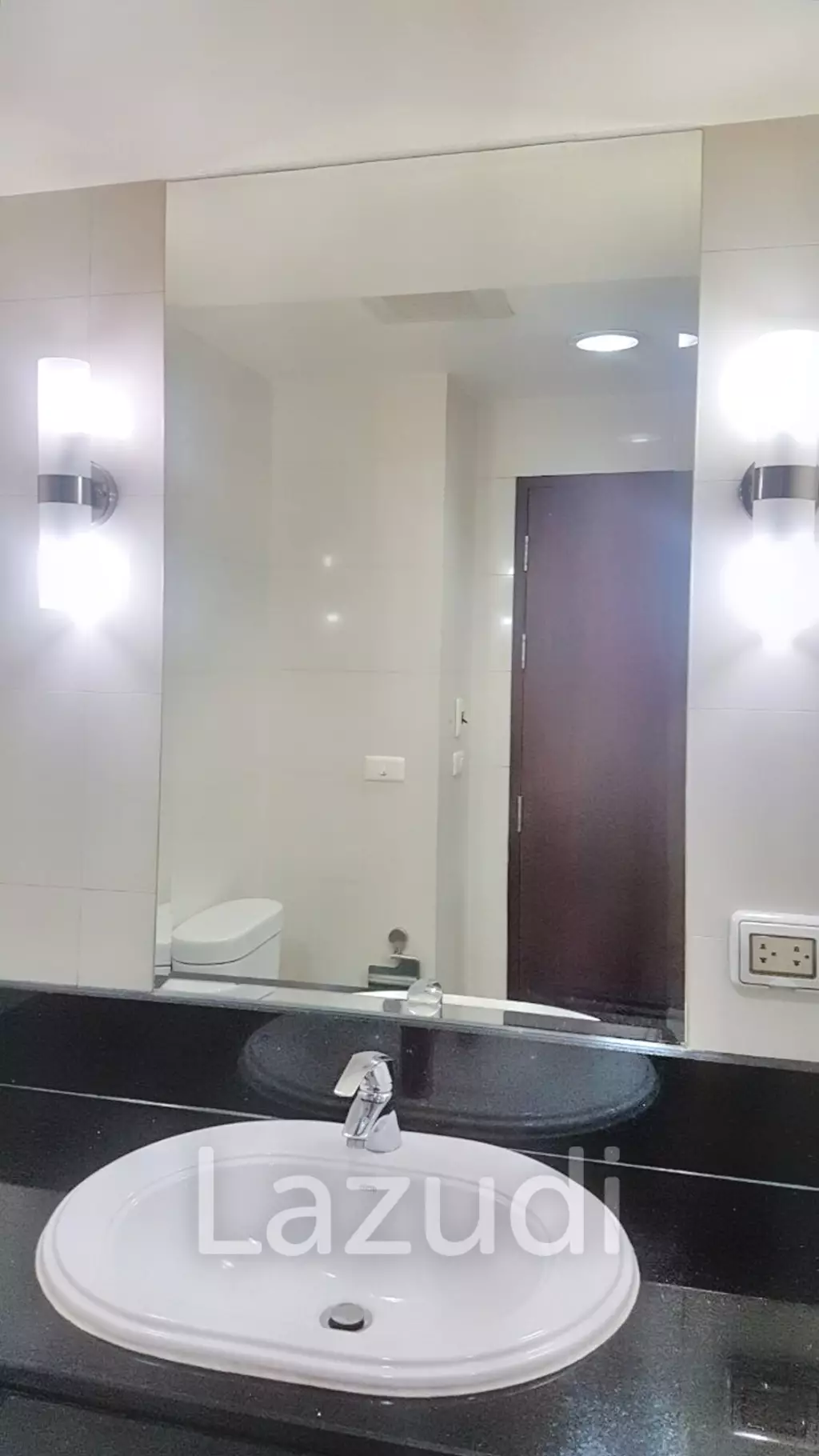 2 Bed 2 Bath 84.50 SQ.M Baan Sukhumvit 14