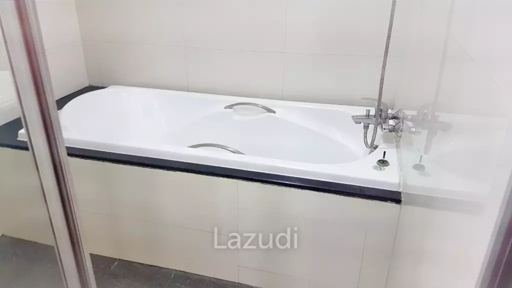 2 Bed 2 Bath 84.50 SQ.M Baan Sukhumvit 14