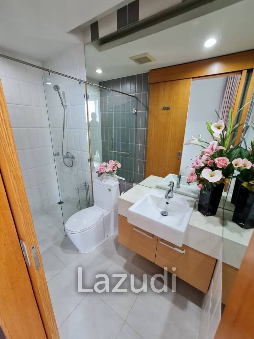 1 Bed 1 Bath 46 SQ.M. Circle Condominium